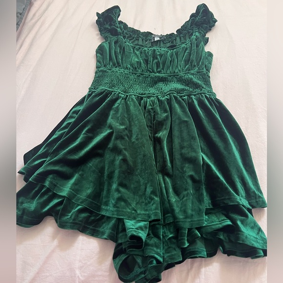 Urban Outfitters Green Velvet Mini Dress - Picture 3 of 6